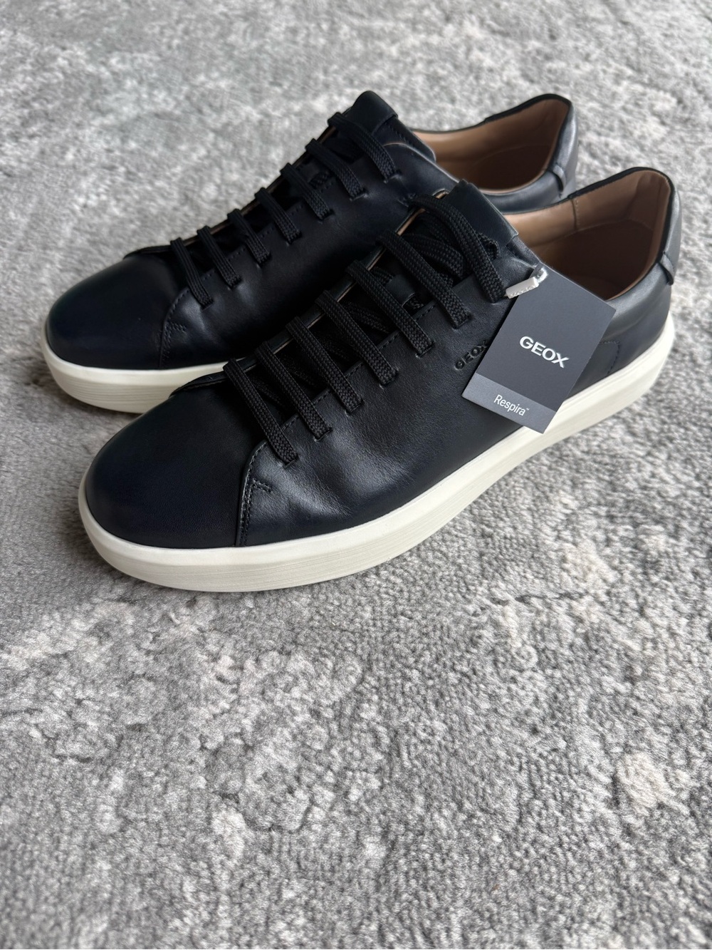 Geox Men’s Dark Navy Leather Sneakers with White Sole (Size 45)